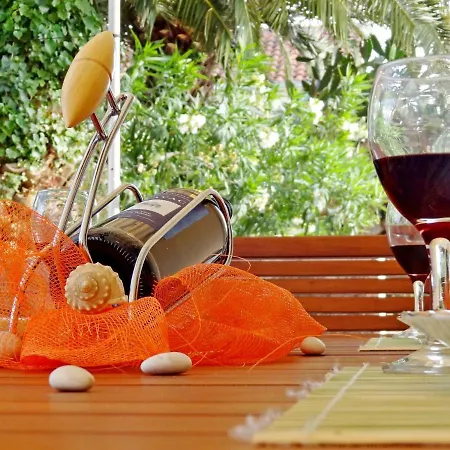Semesterbostad House Lara Vrboska