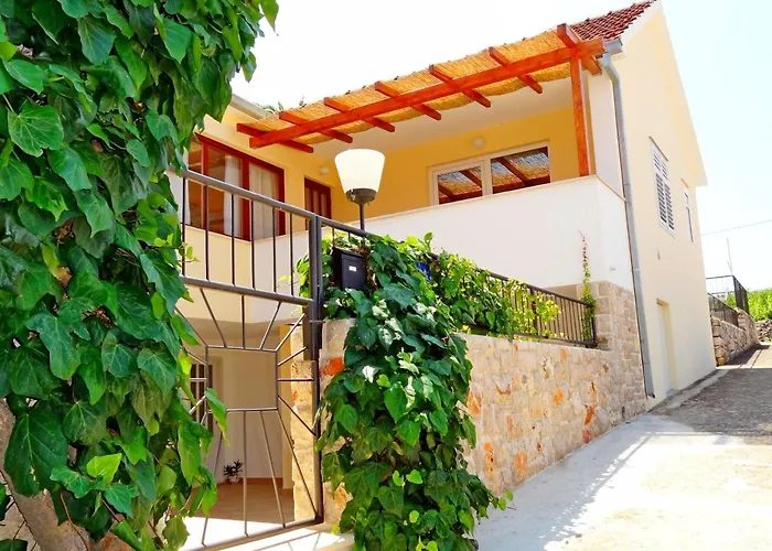 House Lara Сasa de vacaciones Vrboska