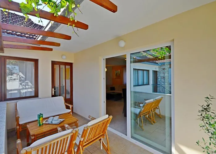 Сasa de vacaciones House Lara Vrboska