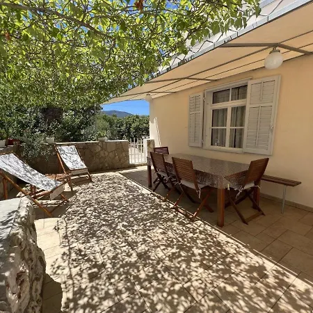 Ferienhaus House Lara