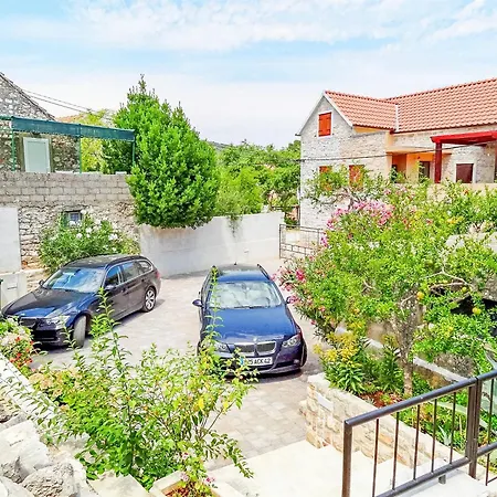 Feriehus House Lara Vrboska
